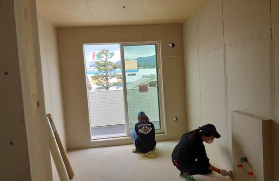 広島を拠点にクロス張替を実施しご自宅の壁をオシャレに仕上げます